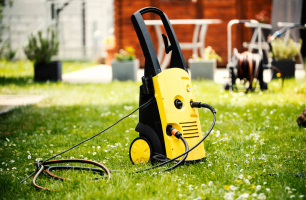 Professional Pressure Washing Services in Fort Pierre, SD